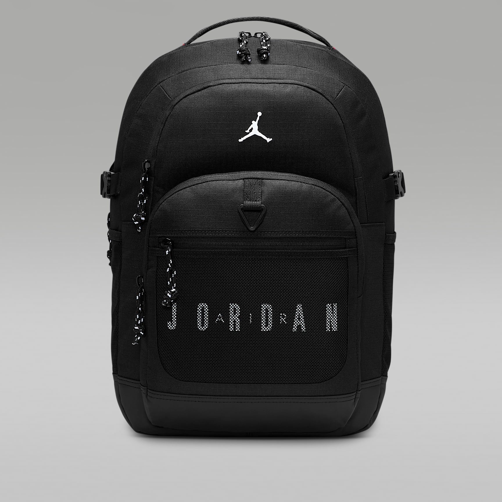 Jordan Blacktop Backpack (25L). Nike FI